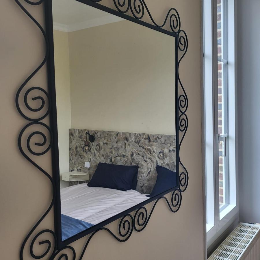 La Demeure D'Othe Bed & Breakfast Sormery Dış mekan fotoğraf